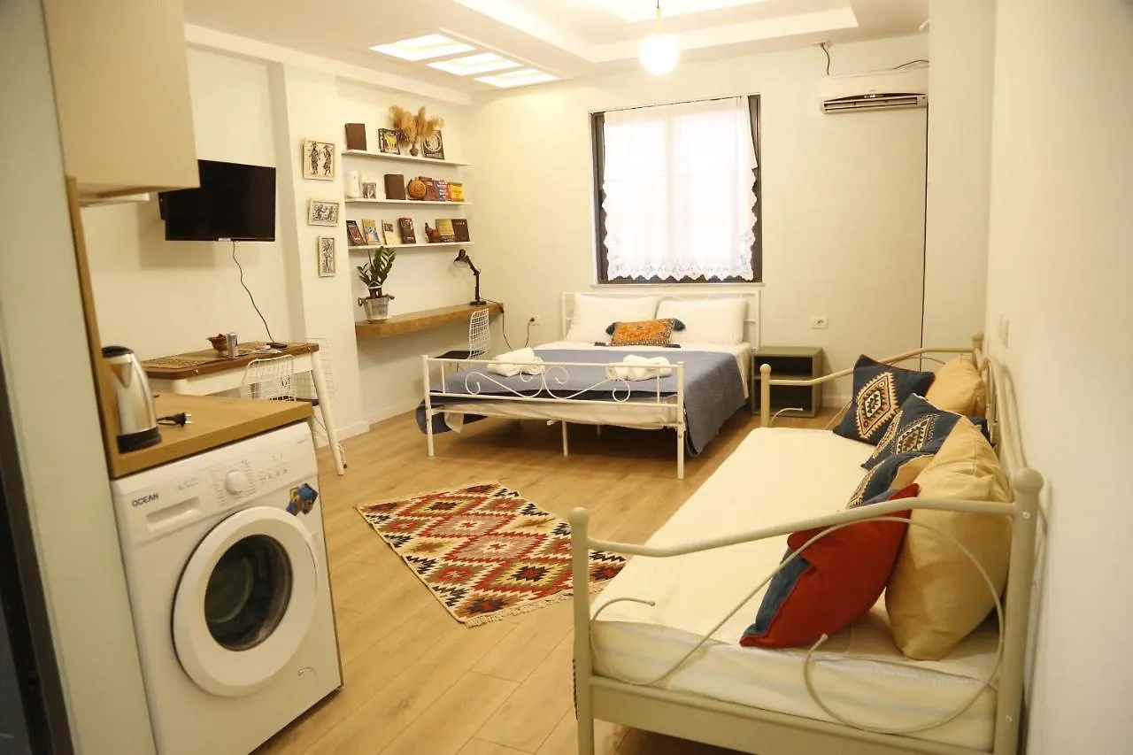 Illyrian Studio Apartment 1 Τίρανα 0*,  Αλβανία